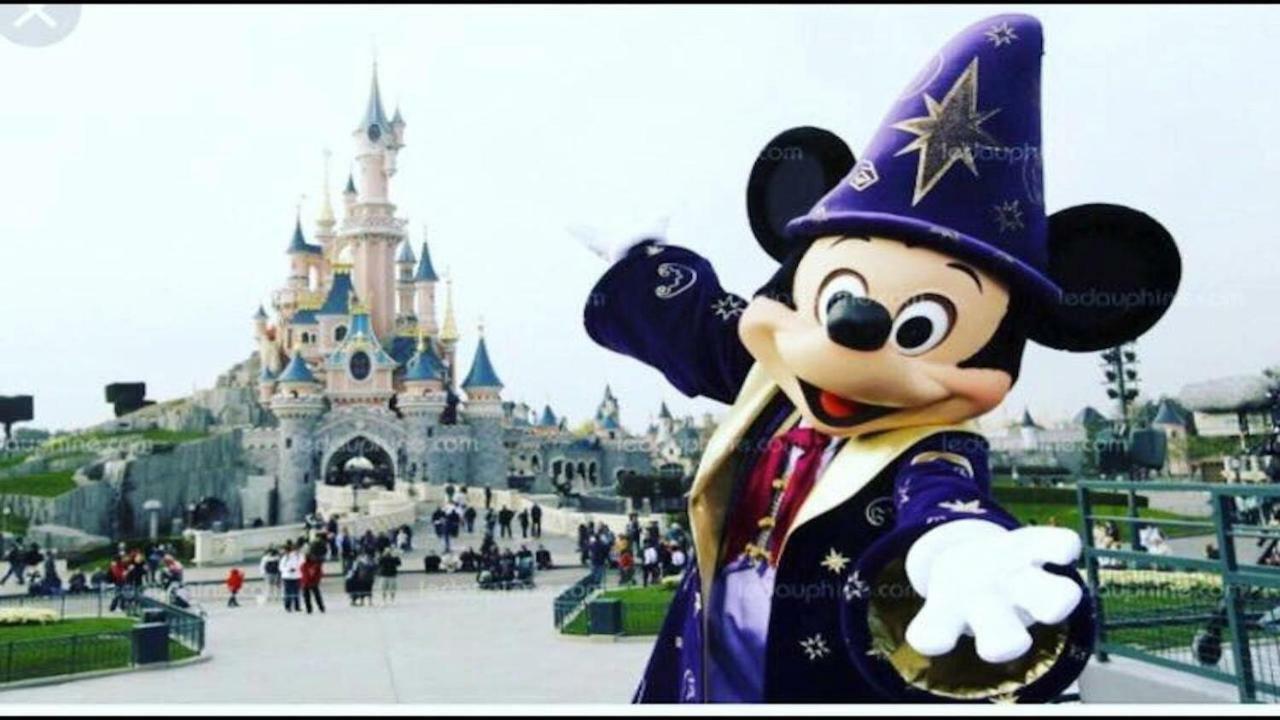 Studio A 1 Kilometre De Disneyland Paris Montévrain Eksteriør billede