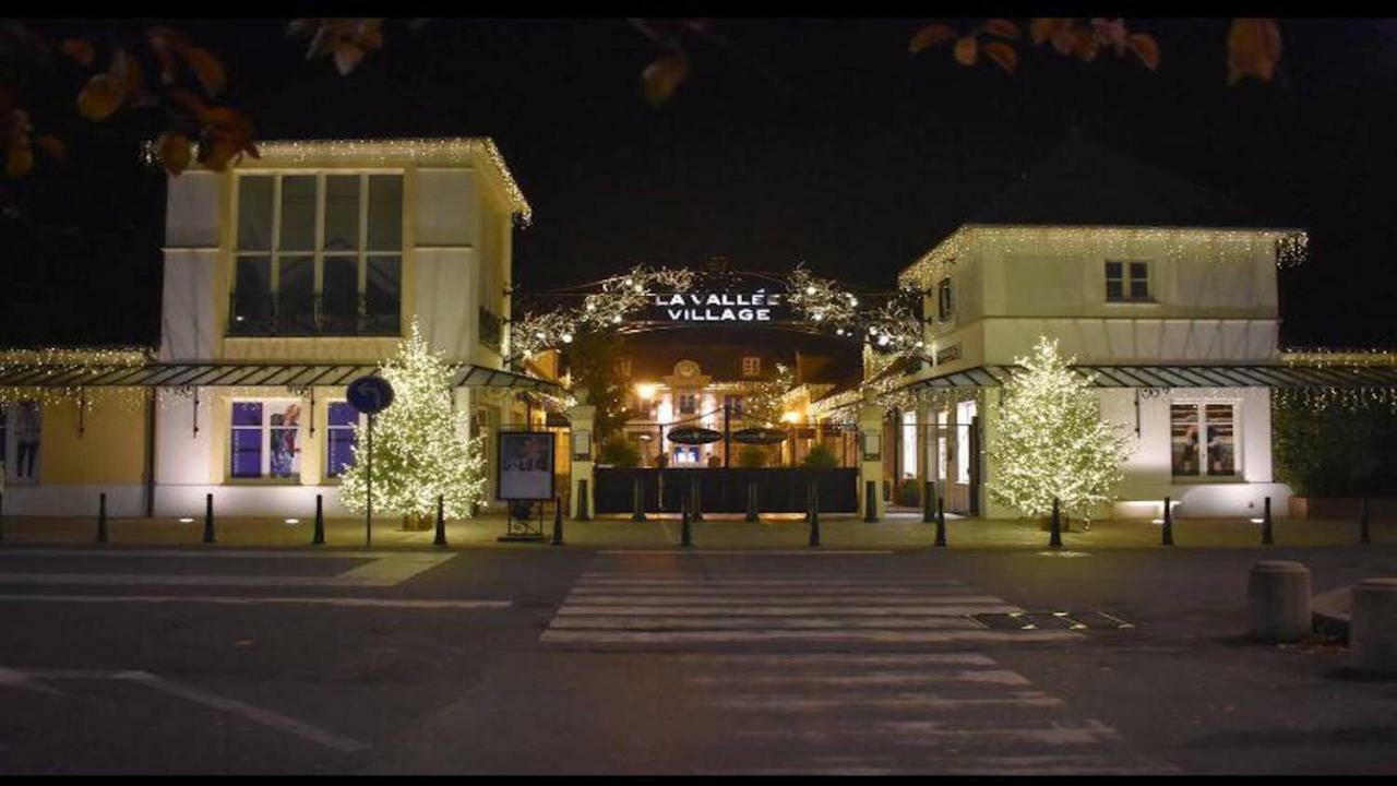 Studio A 1 Kilometre De Disneyland Paris Montévrain Eksteriør billede